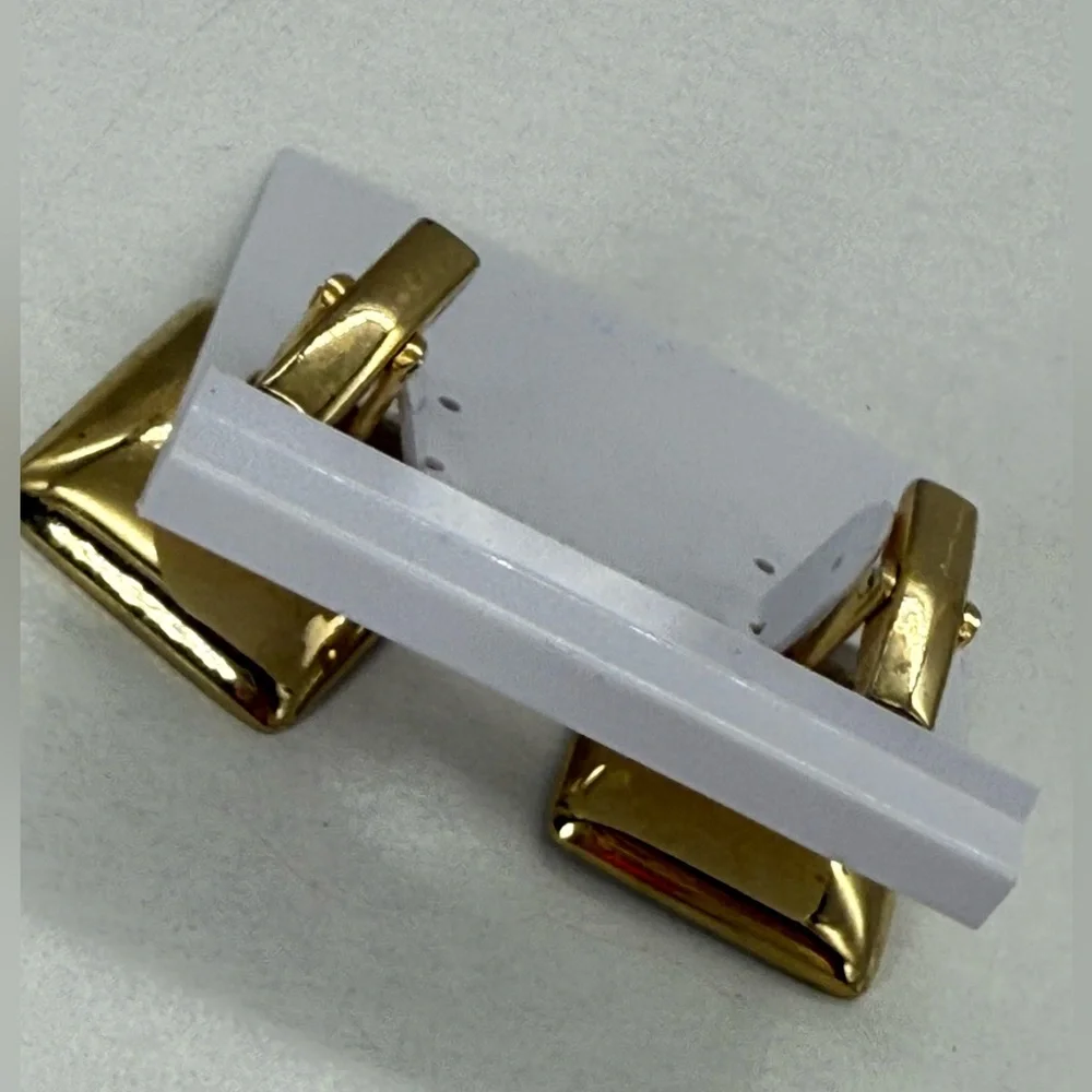 Vintage Men’s Gold Tone Classic Style Cufflinks Square Cabochon Center Gift Set